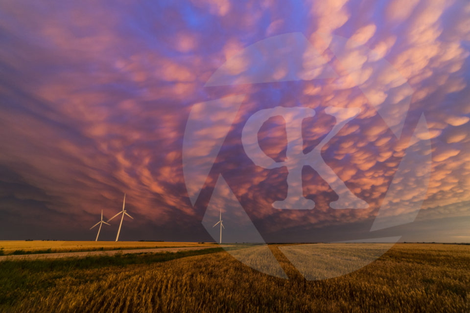 Kansas Mammatus clouds at sunset